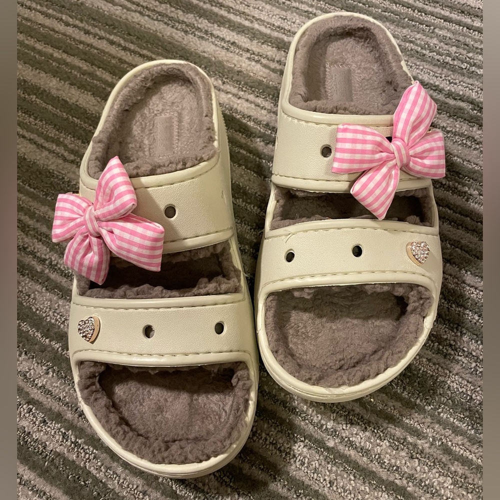 Crocs Lined Slipper Sandals